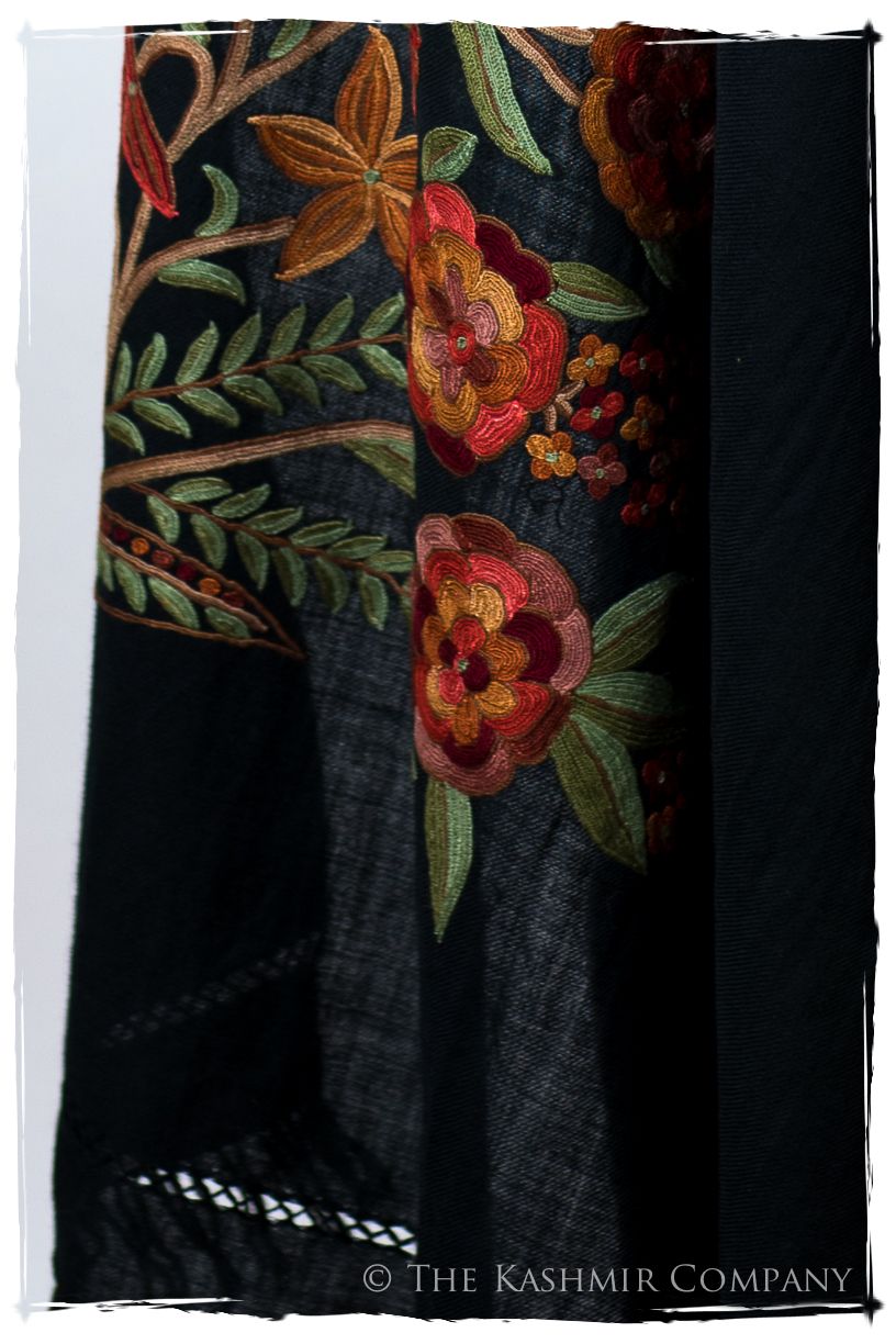 Nouvelle Soirée Étiennette Noir Shawl