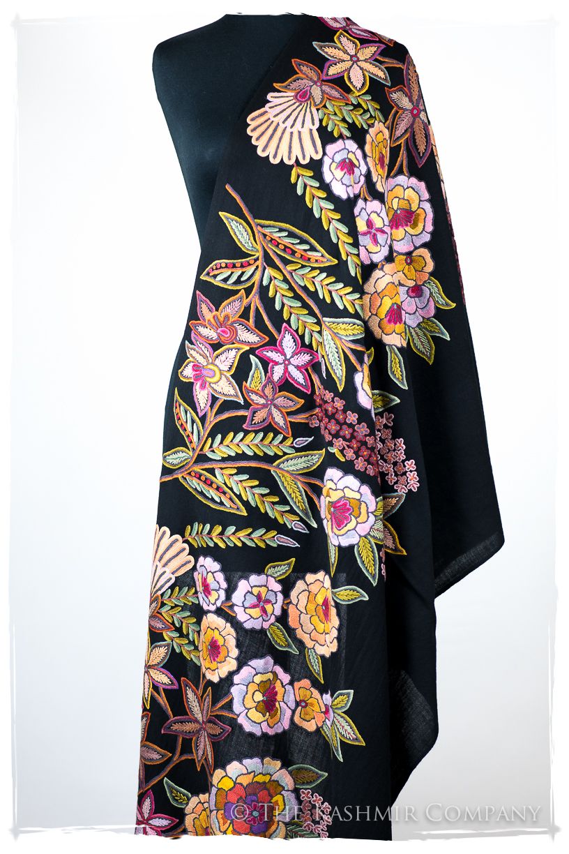 Nouvelle Soirée Luciénne Noir Shawl