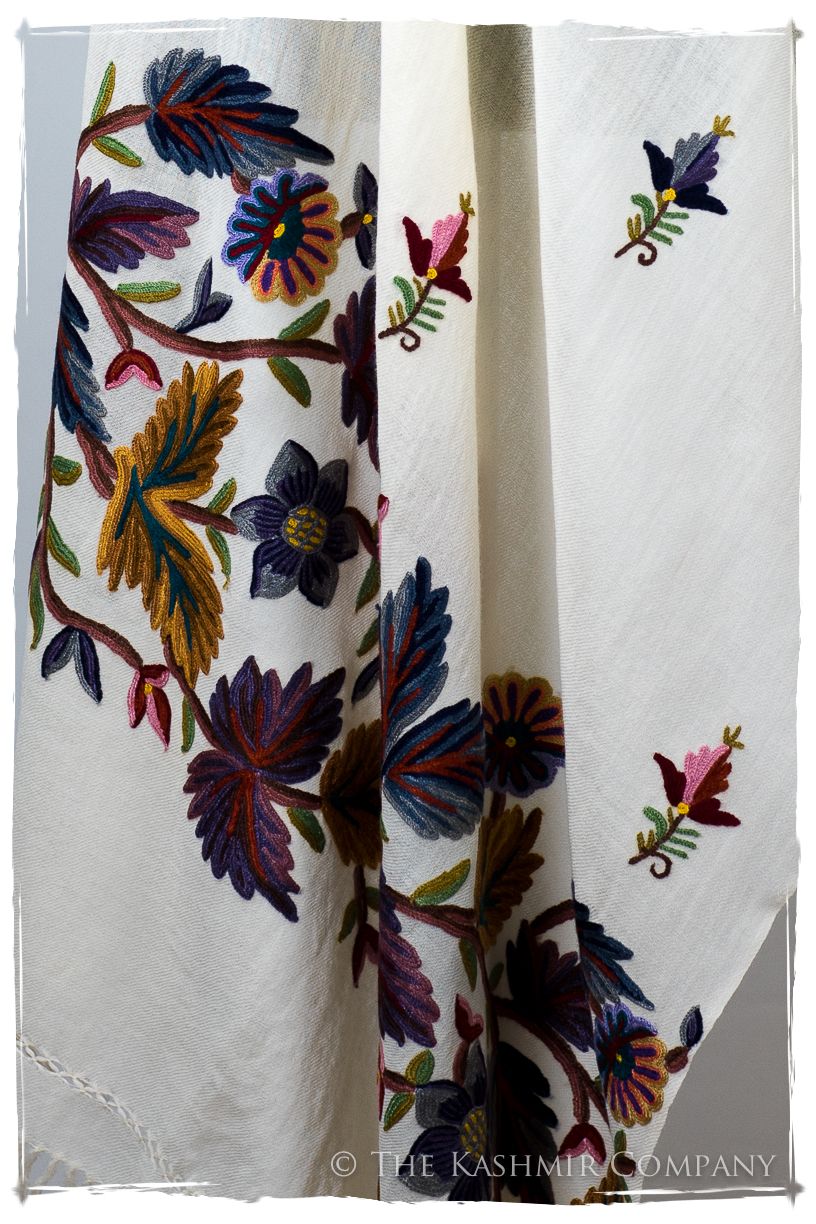 Lucienne Clairière d'ivoire Renoirs Dream Shawl