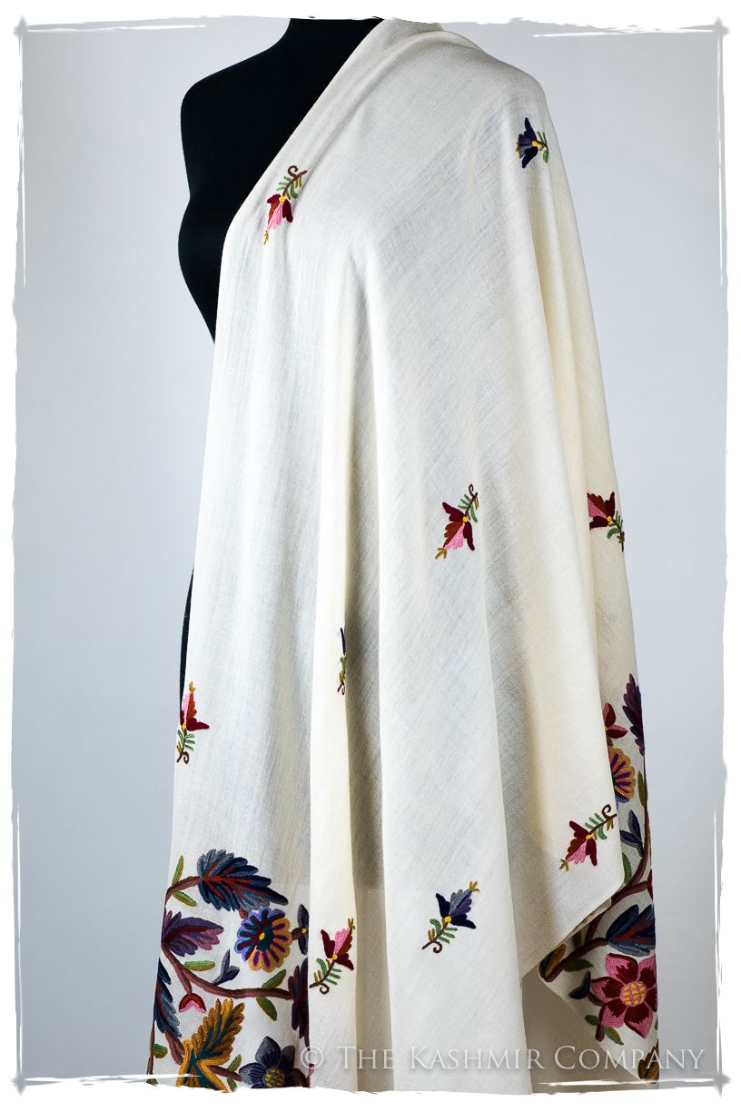 Lucienne Clairière d'ivoire Renoirs Dream Shawl