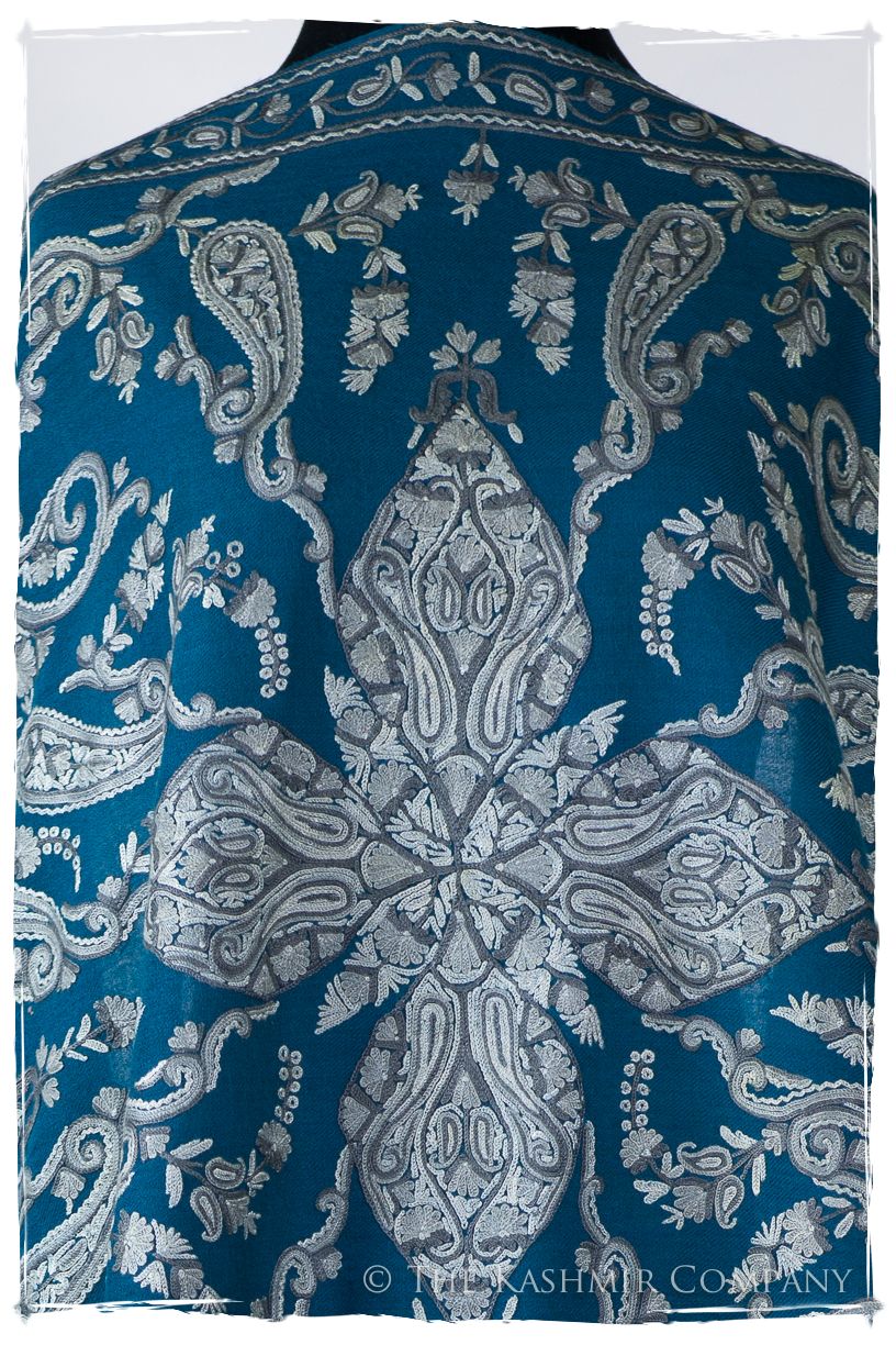 Rococo Palais de Marée Bleue Antiquaires Shawl