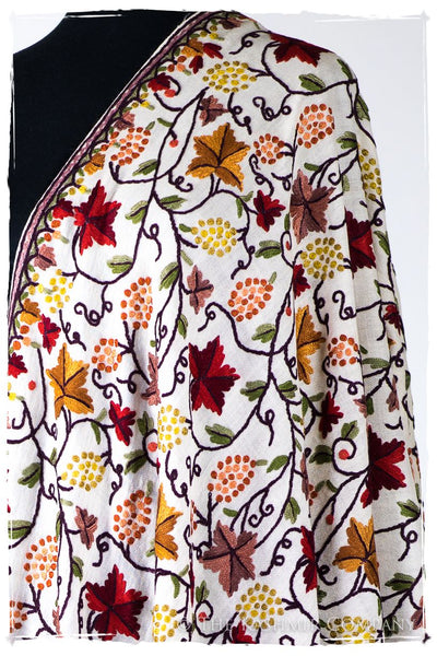 Château de Berne Provence Feuilles de Vigne Shawl