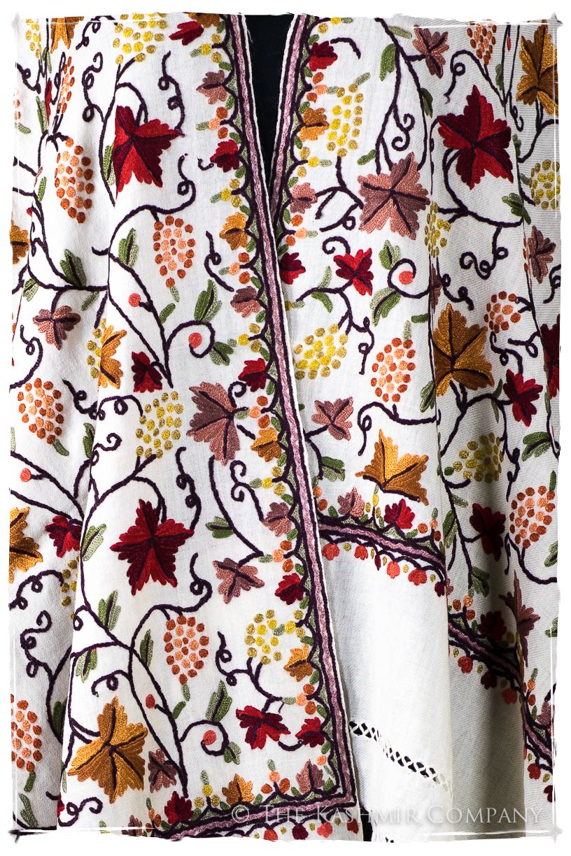 Château de Berne Provence Feuilles de Vigne Shawl