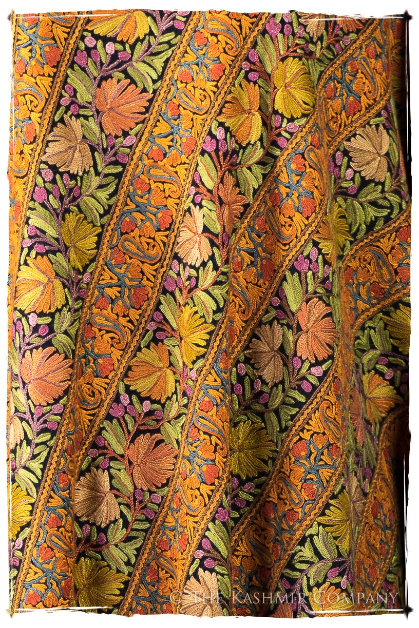 Jardin du Cachemire Antiquaires Shawl