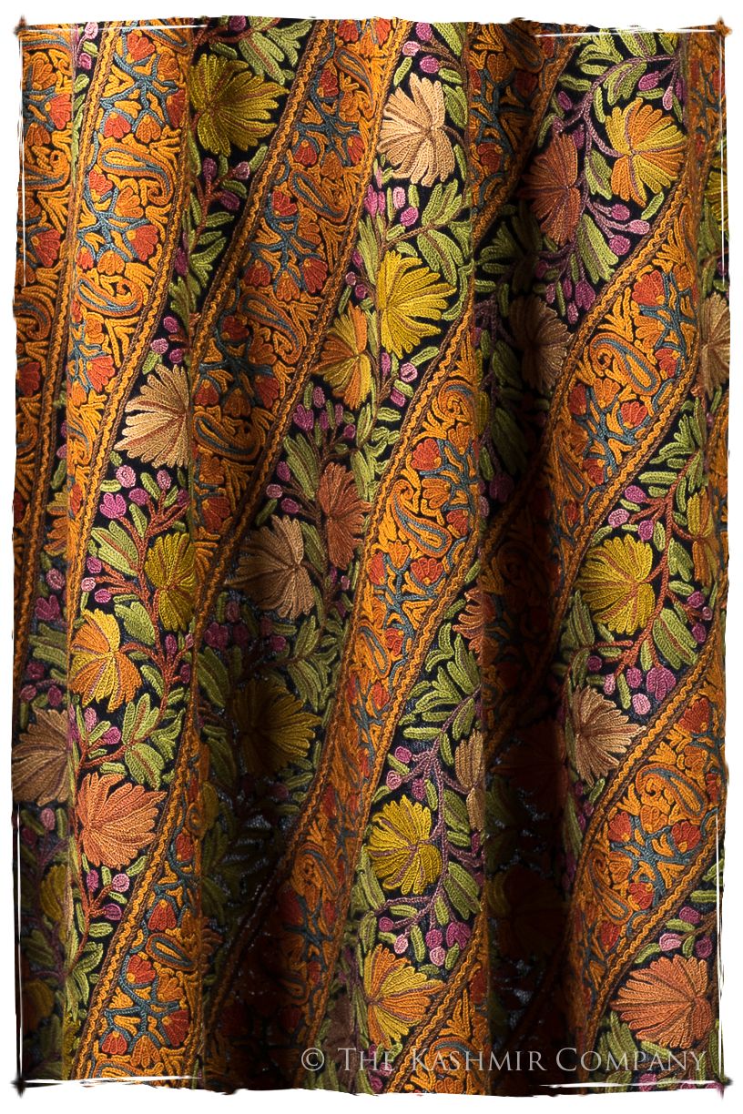 Jardin du Cachemire Antiquaires Shawl