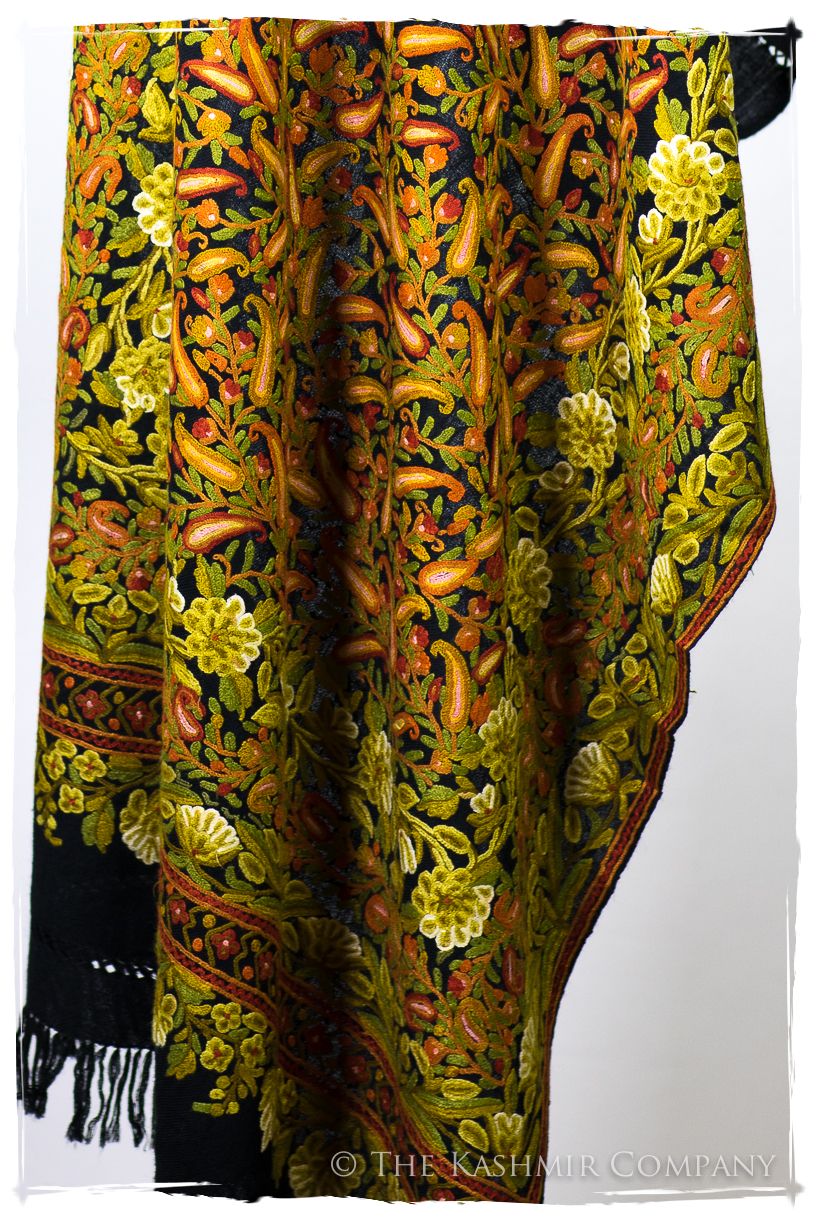 Jardin du reine Italienne Paisley Antiquaires Shawl