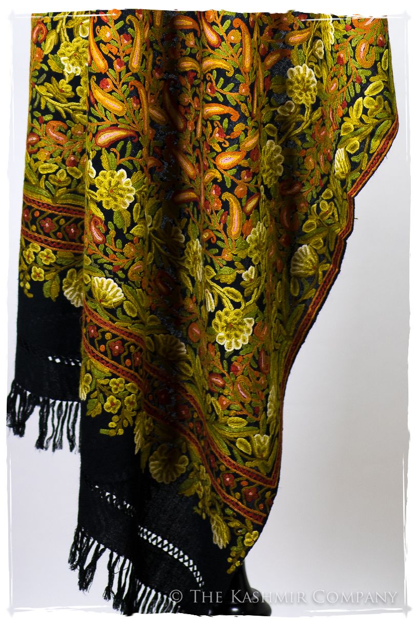 Jardin du reine Italienne Paisley Antiquaires Shawl