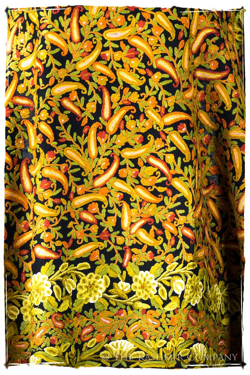 Jardin du reine Italienne Paisley Antiquaires Shawl
