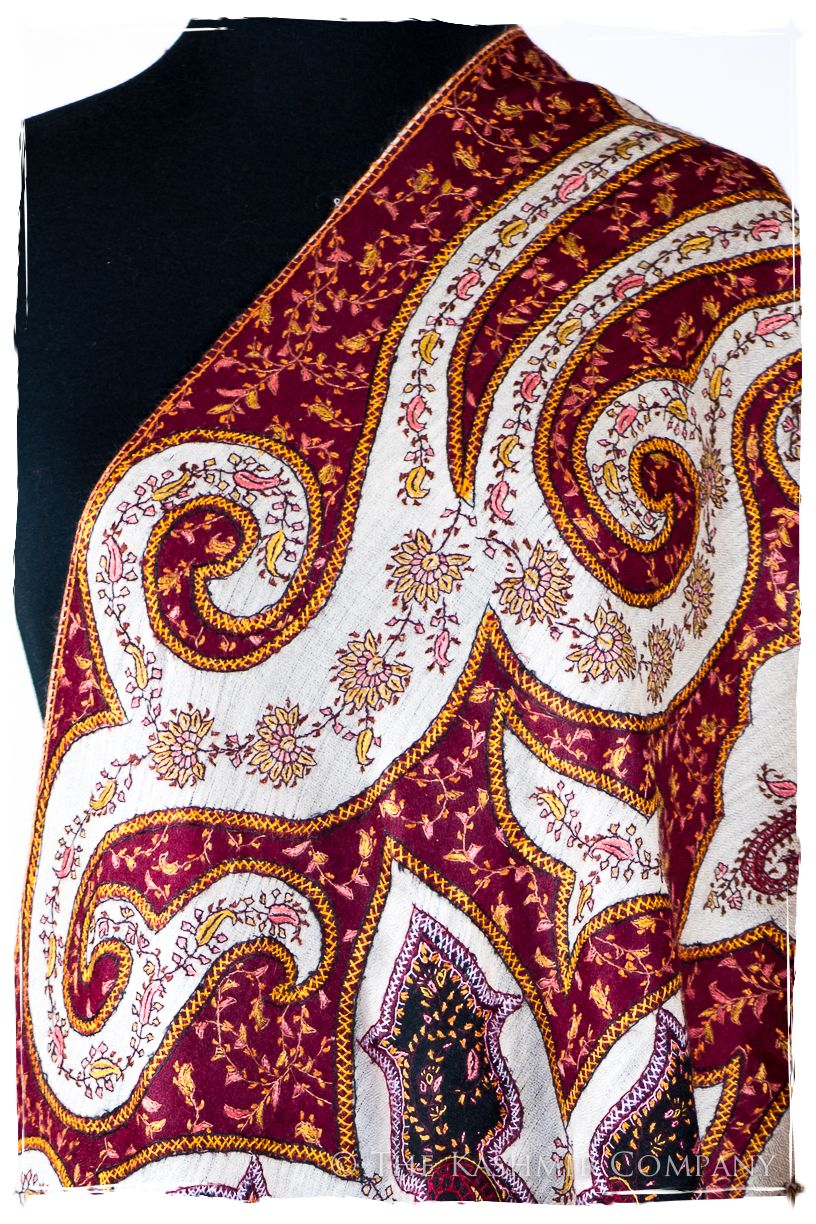 The Mona Lisa Bordeaux Blanc Deux Shawl