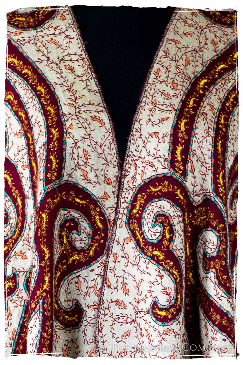 The Mona Lisa Bordeaux Marin Blanc Deux Shawl