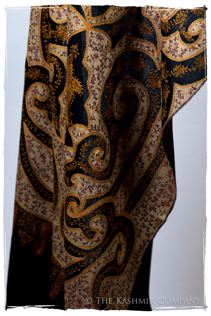The Mona Lisa Noir Malay Gold Deux Shawl