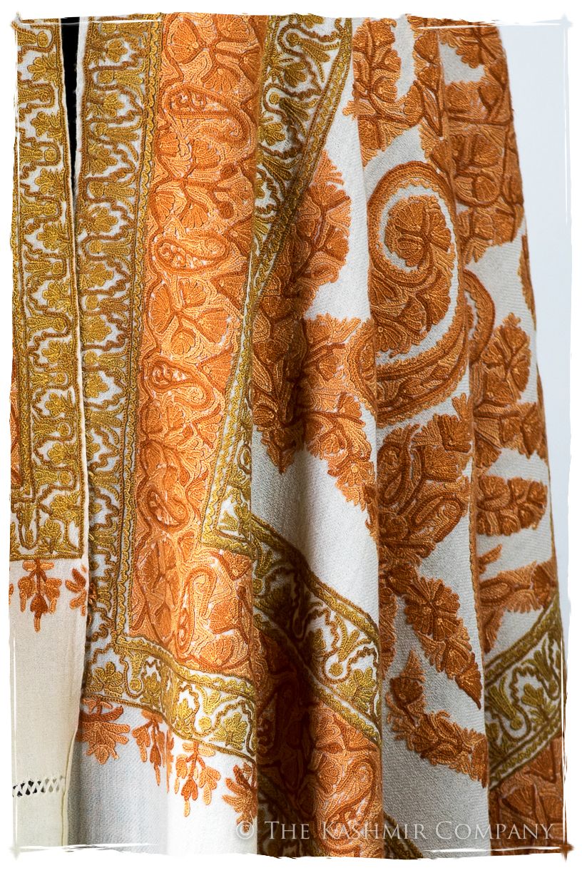 Trois Frontières Palais d'orient Royale Antiquaires Shawl