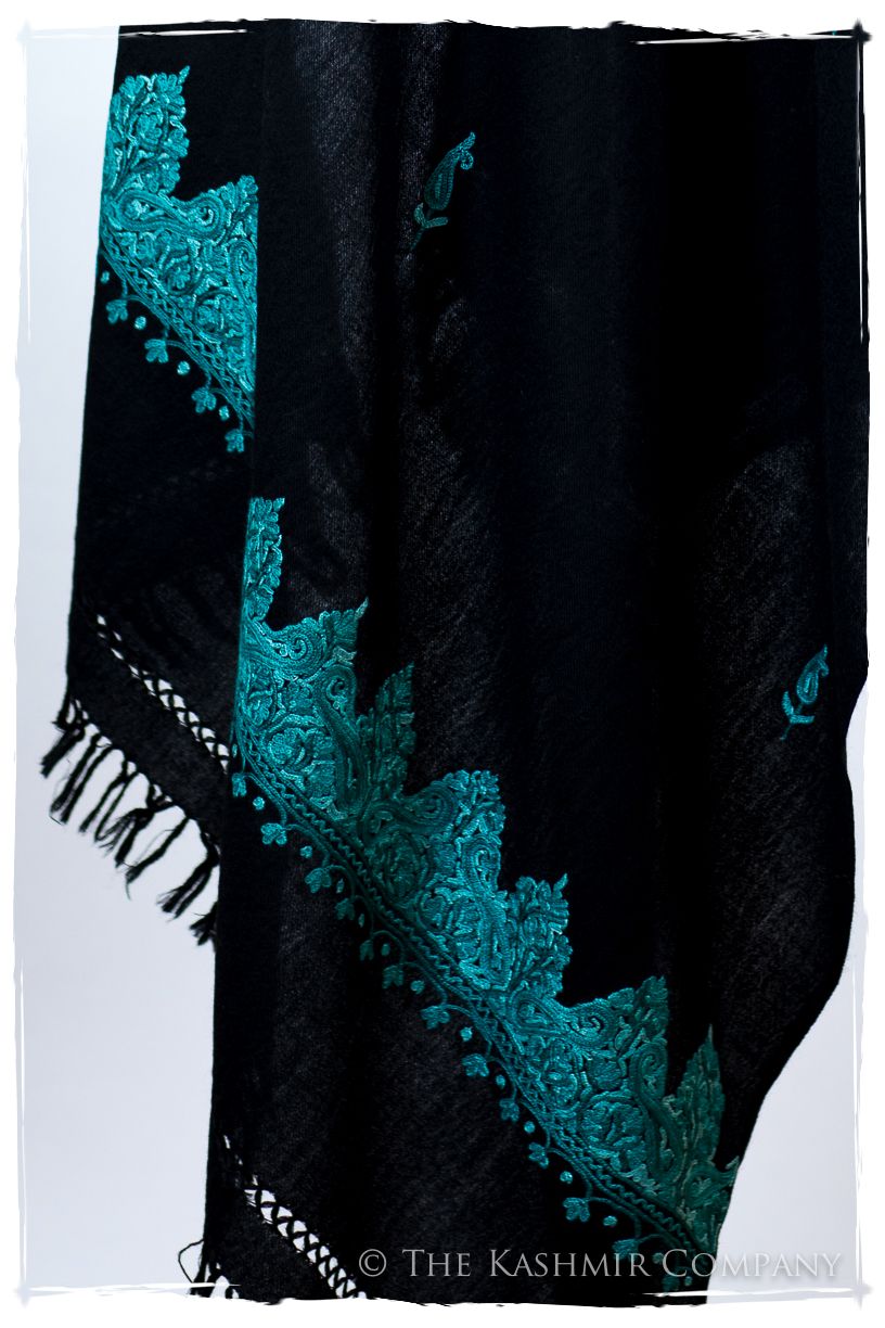 Antonella Frontières Paisley Gift Shawl