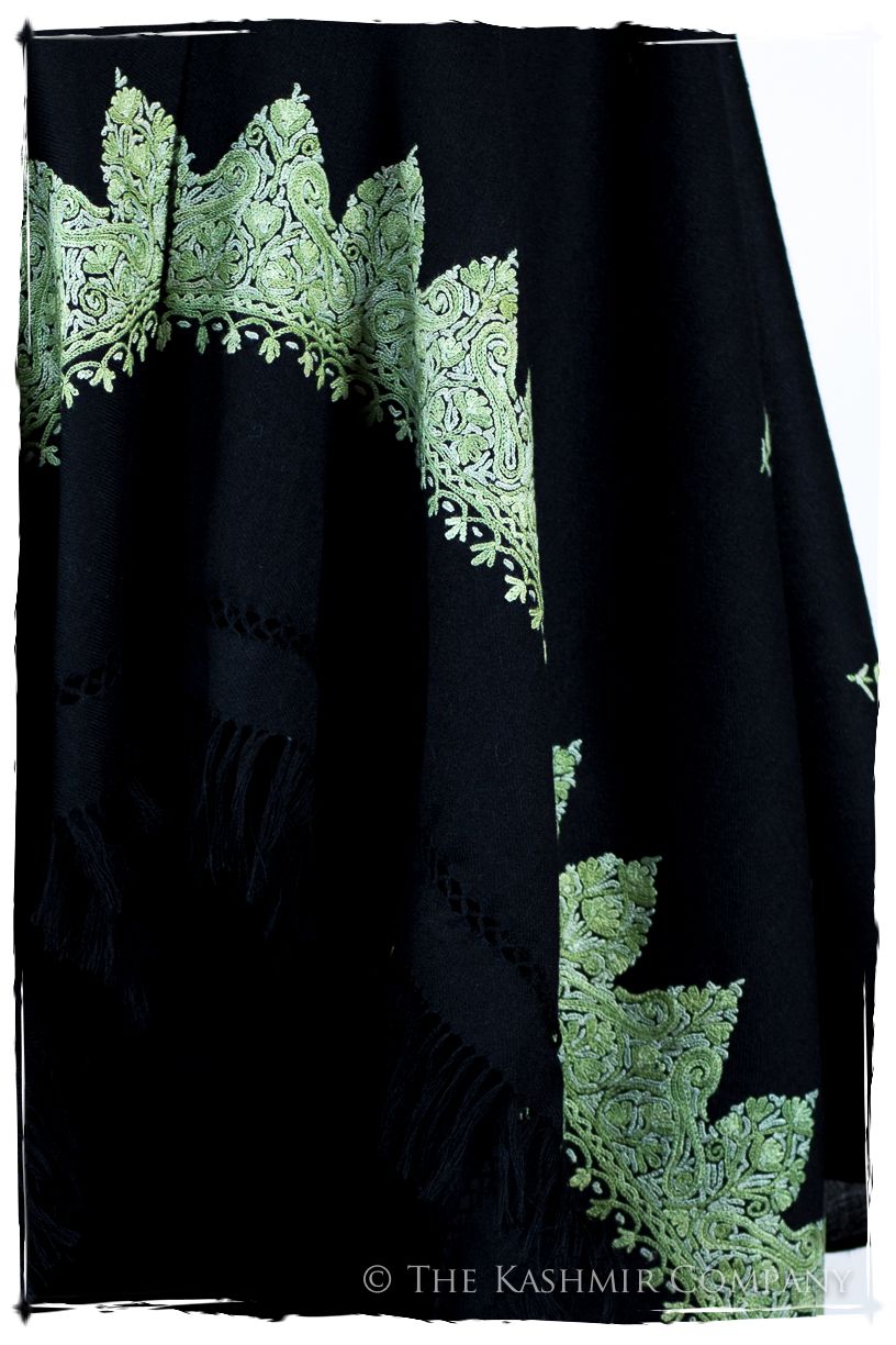 Carmelita Frontières Paisley Gift Shawl