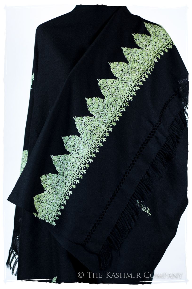 Carmelita Frontières Paisley Gift Shawl