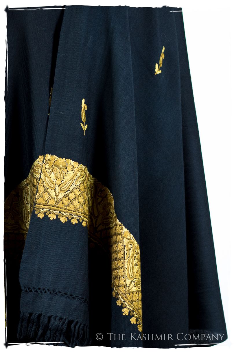 Chara Frontières Paisley Gift Shawl