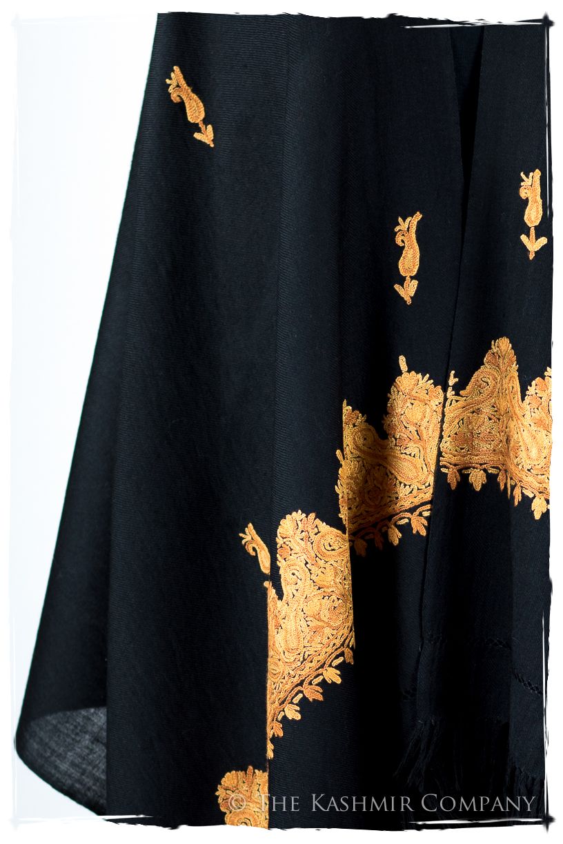 Elvira Frontières Paisley Gift Shawl