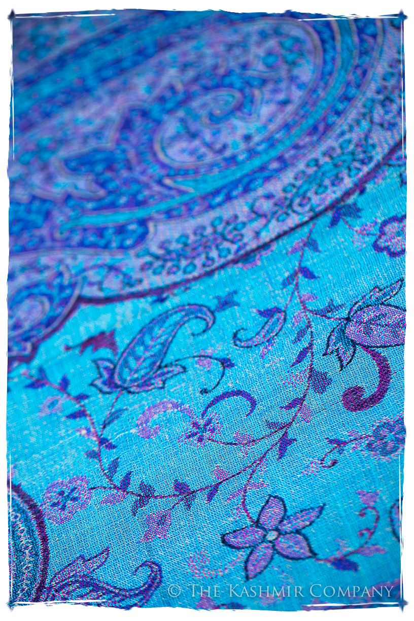 Aurora Paisley Reversible Kashmir Wool Scarf