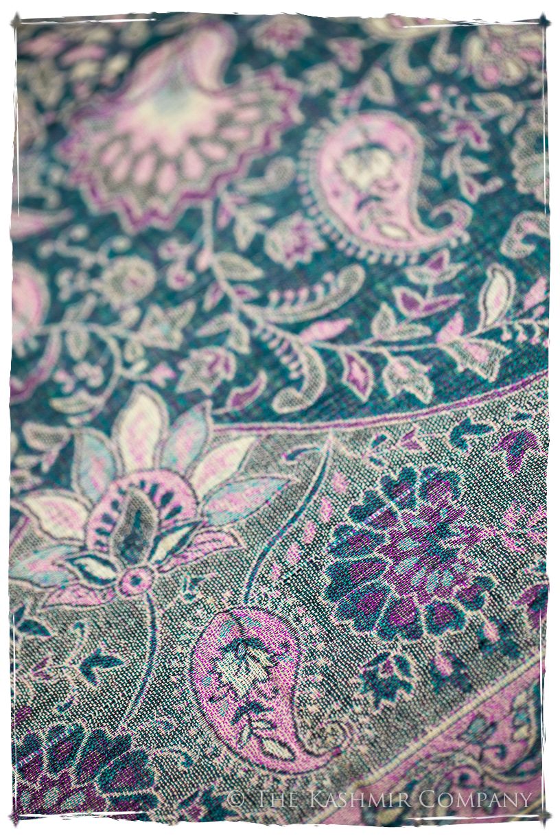 María Antonietta Paisley Reversible Kashmir Wool Scarf