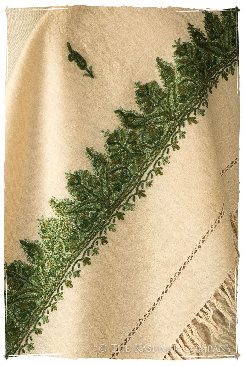Annetté Frontières Paisley Gift Shawl