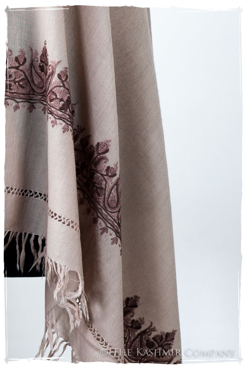 Armandé Frontières Paisley Gift Shawl