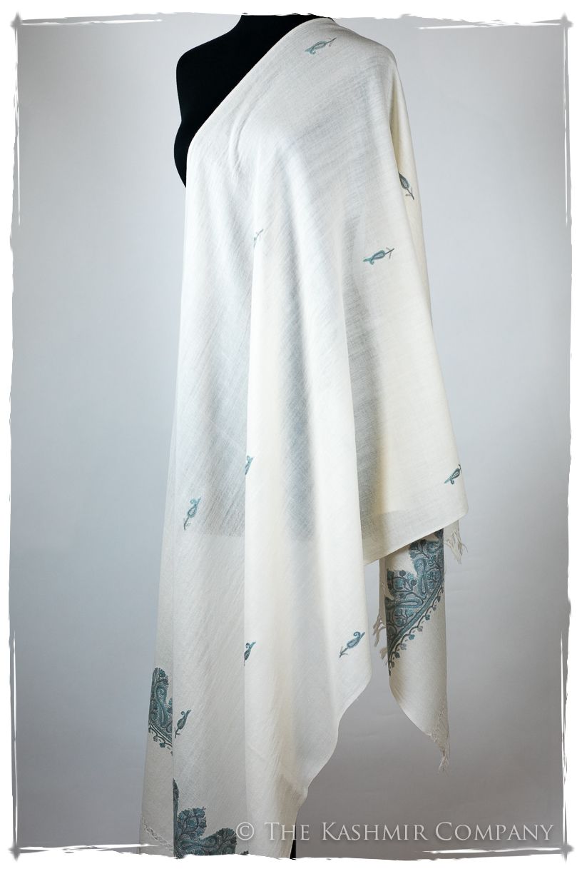 Barbé Frontières Paisley Gift Shawl