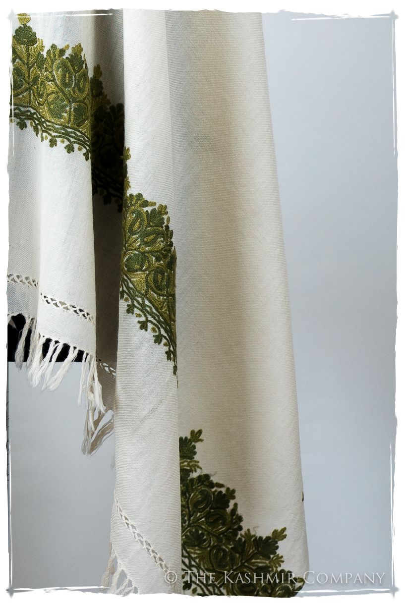 Claudiné Frontières Paisley Gift Shawl