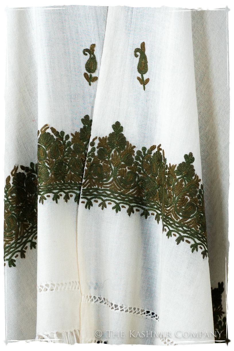 Cécile Frontières Paisley Gift Shawl