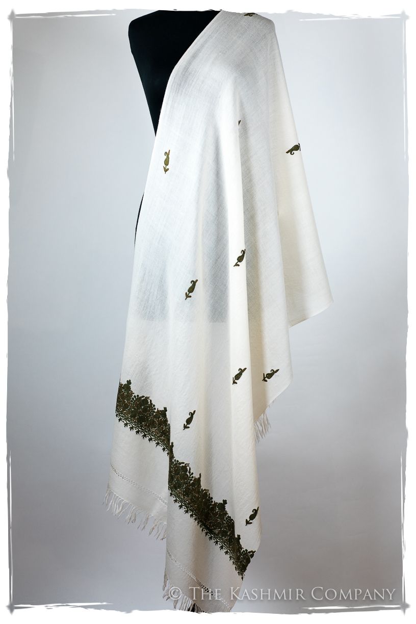 Cécile Frontières Paisley Gift Shawl