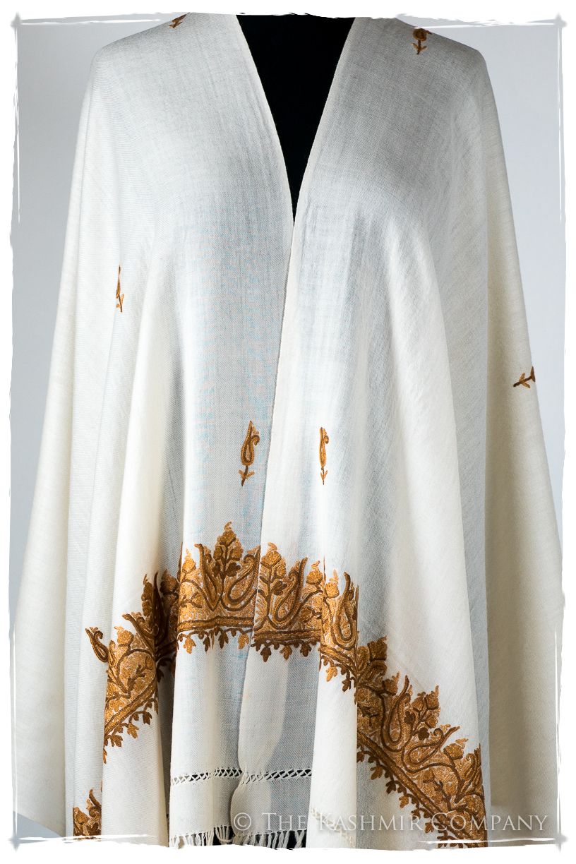Céleste Frontières Paisley Gift Shawl