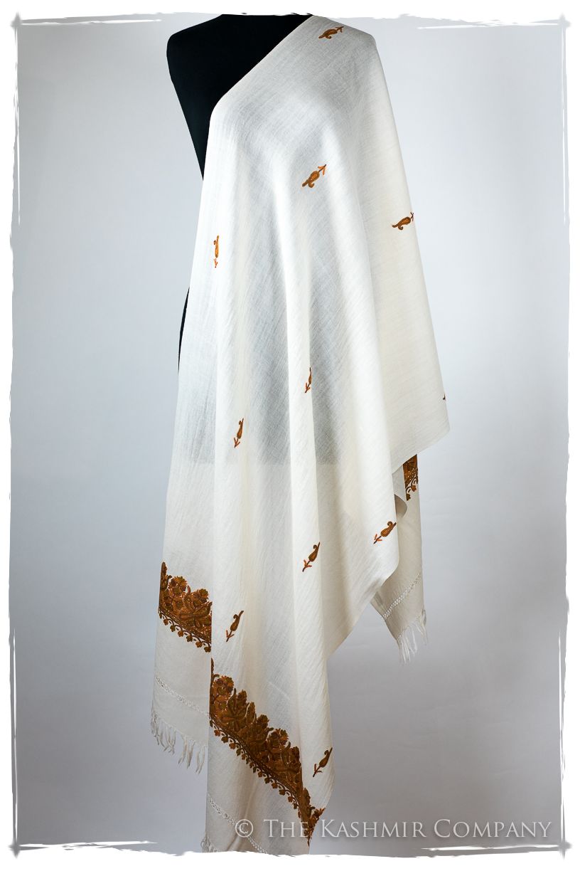 Édith Frontières Paisley Gift Shawl