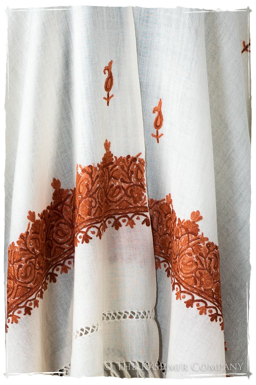 Étiennette Frontières Paisley Gift Shawl