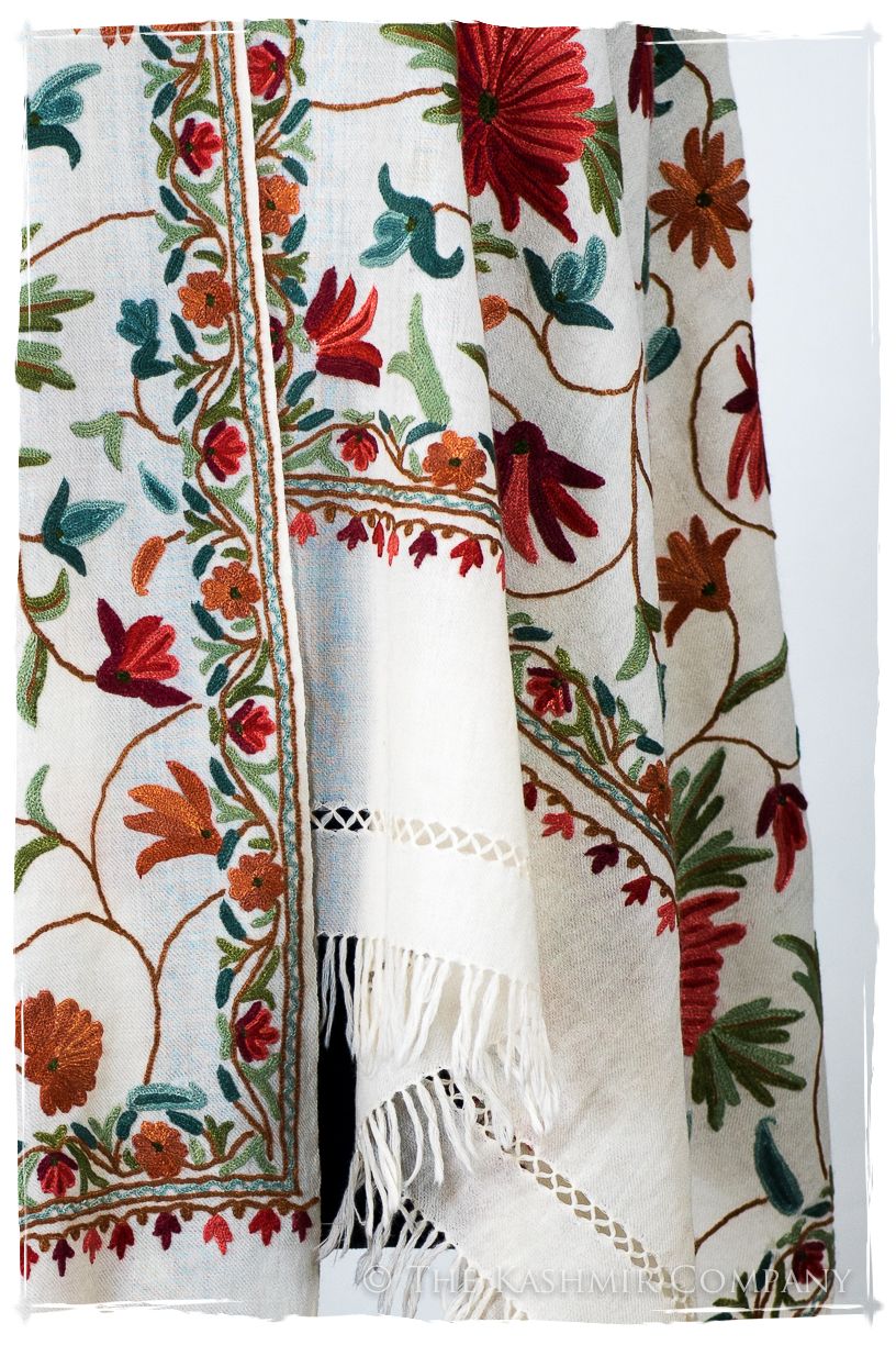 Jardin de Étiennette Notre Dame Shawl