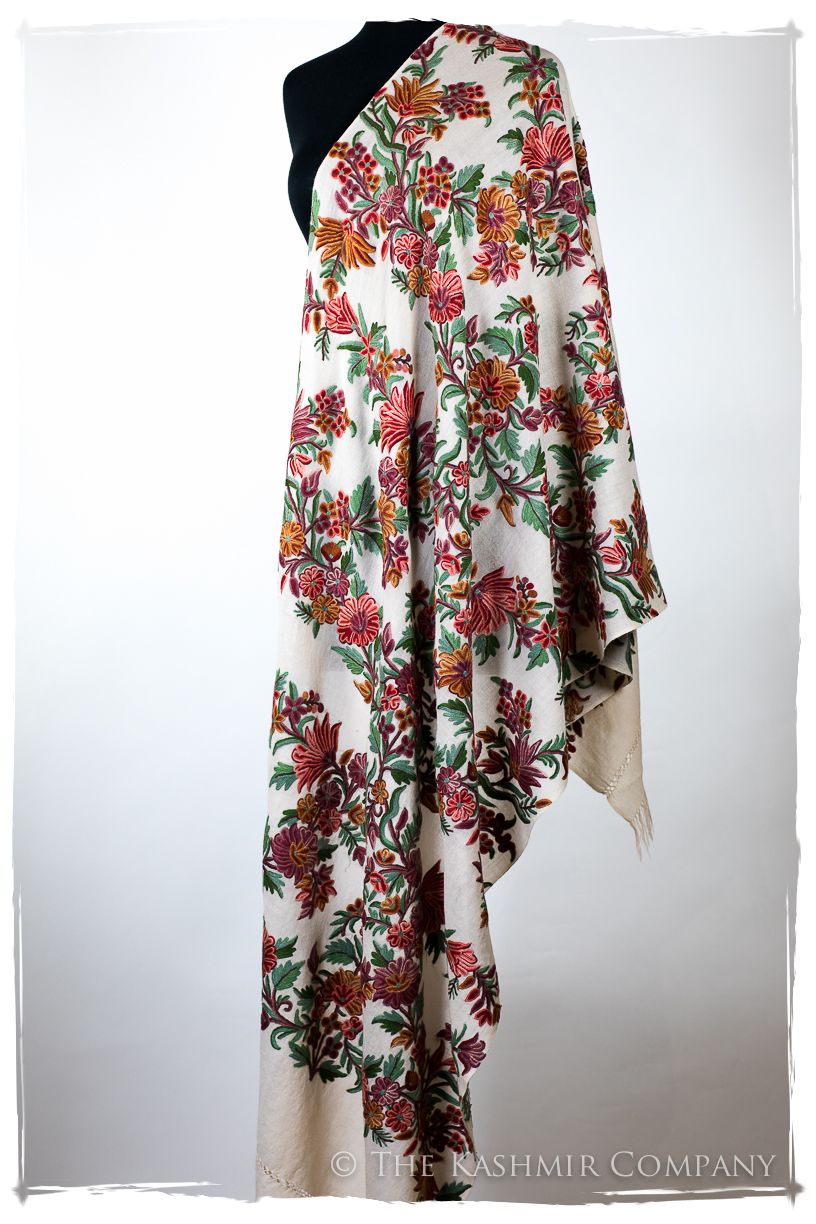 Amoureuse de Sylvié Française Notre Dame Shawl