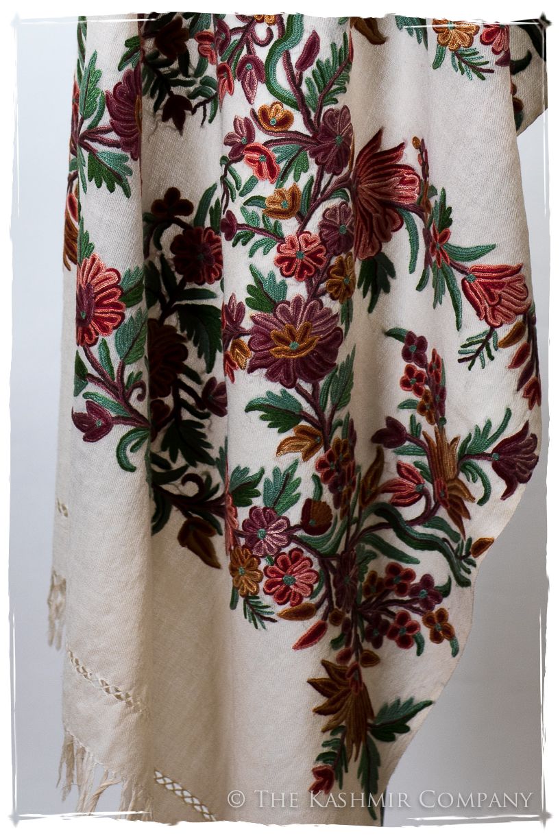 Amoureuse de Sylvié Française Notre Dame Shawl