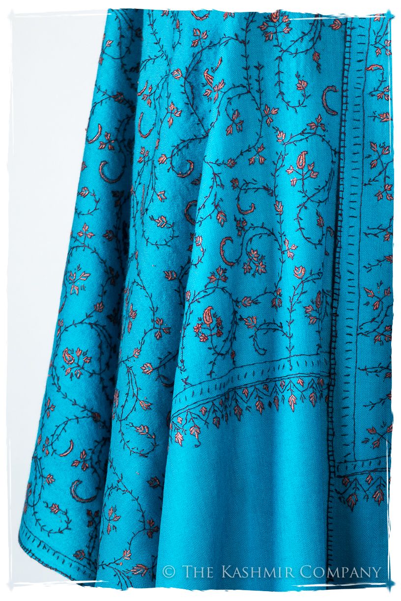 Abriélle de'Laine Sozni Orient Shawl