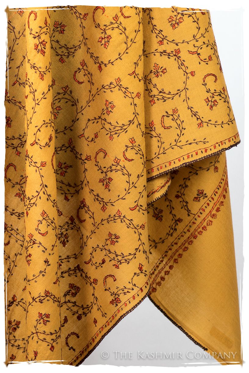 Adalaidé de'Laine Sozni Orient Shawl