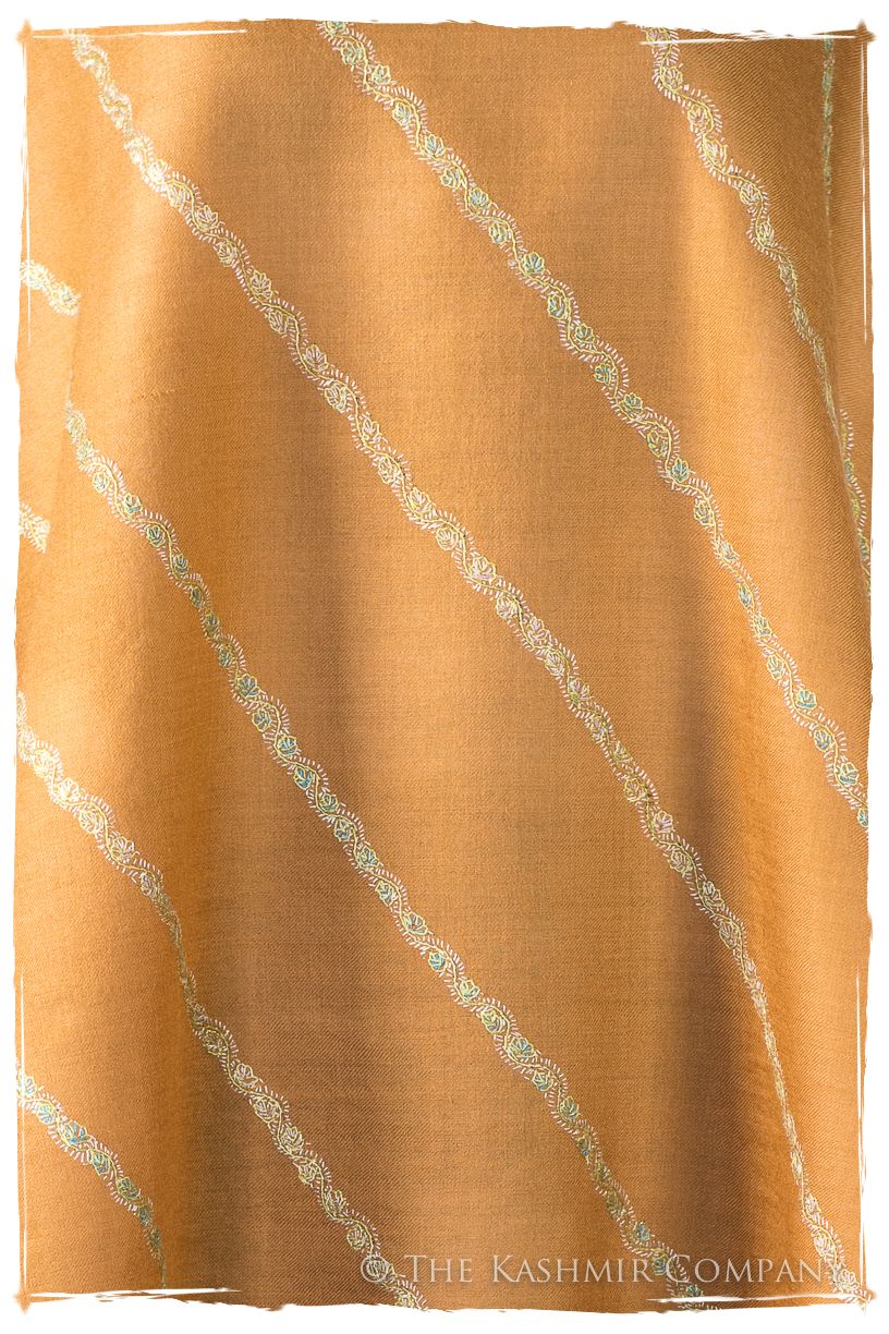 Audetté de'Laine Sozni Orient Shawl