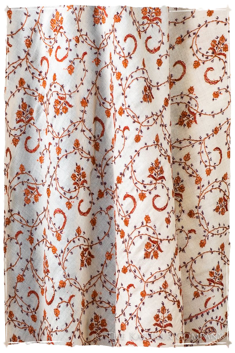 Aveliné de'Laine Sozni Orient Shawl