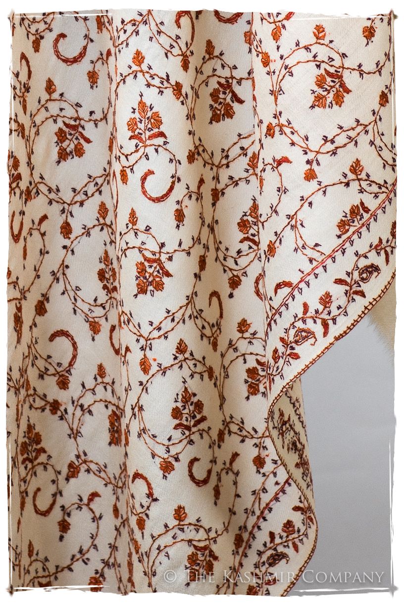 Aveliné de'Laine Sozni Orient Shawl