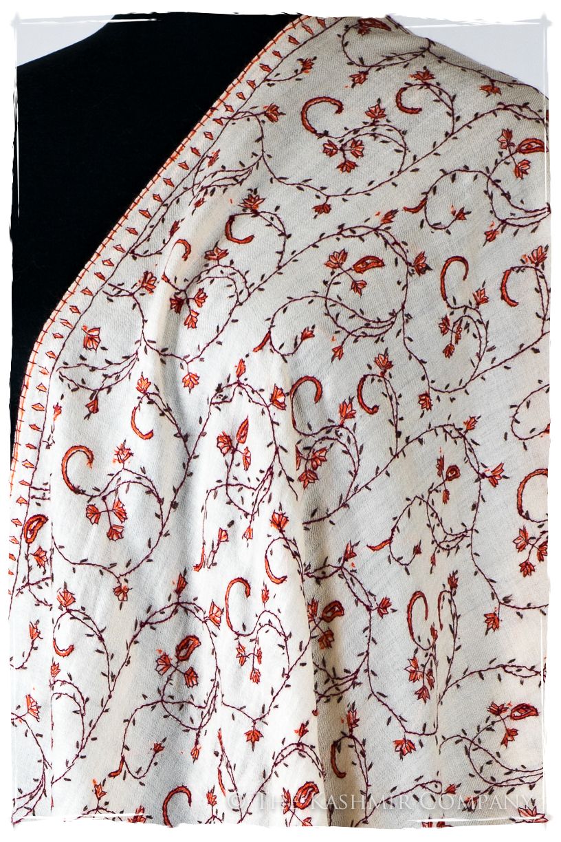 Avicé de'Laine Sozni Orient Shawl