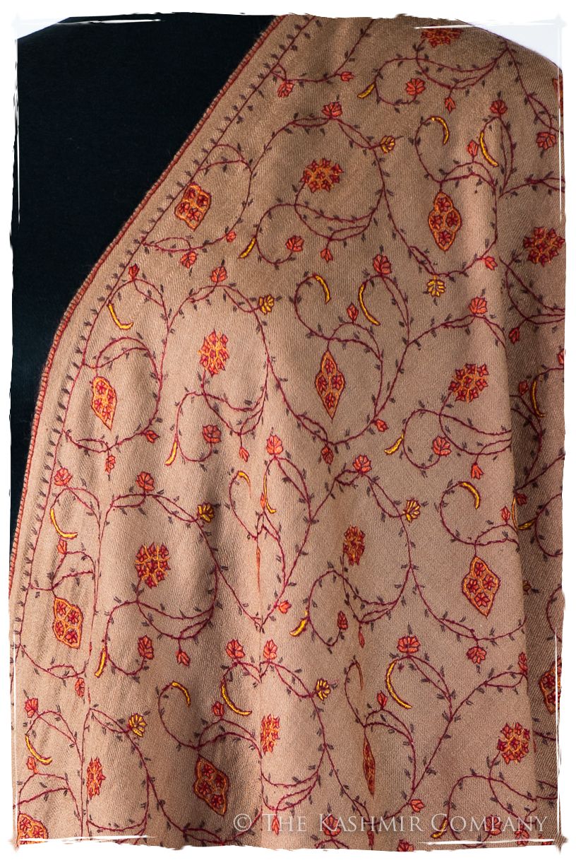 Avrilé de'Laine Sozni Orient Shawl