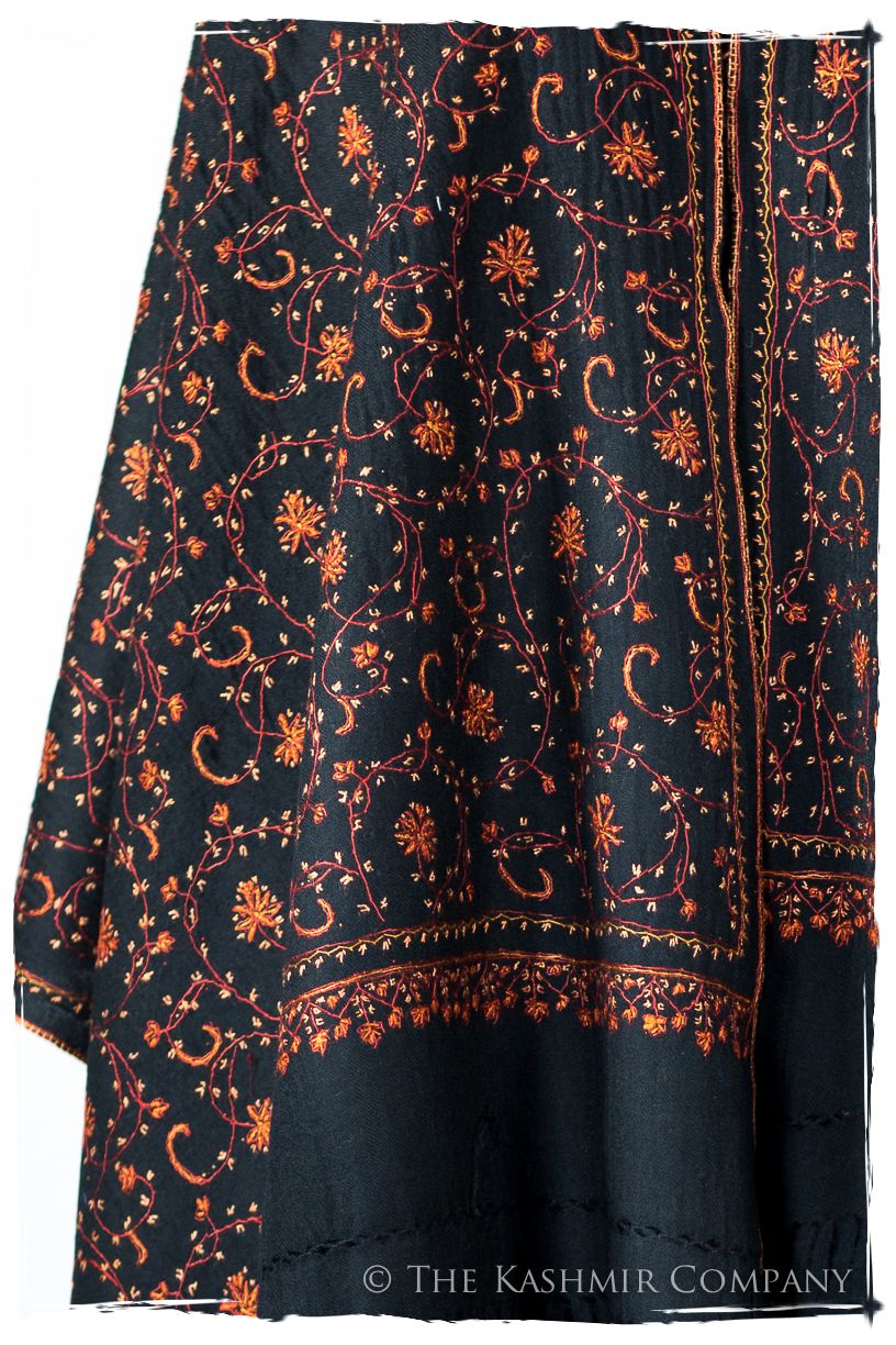 Camillé Basilié de'Laine Sozni Orient Shawl