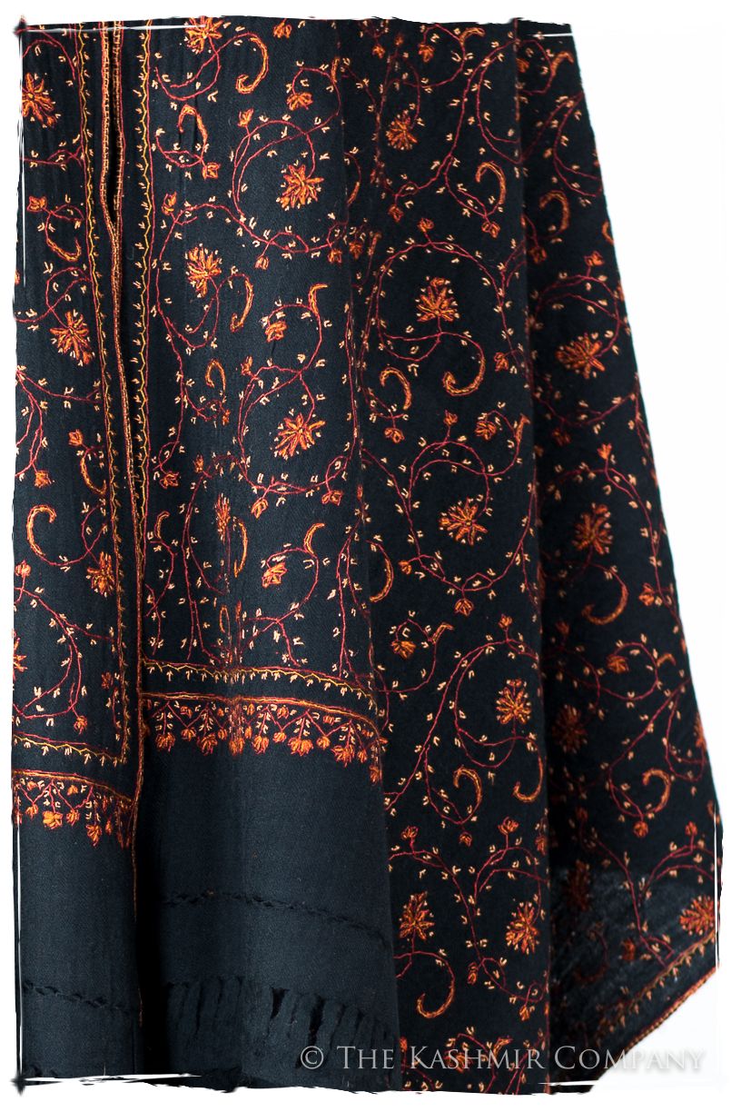 Camillé Basilié de'Laine Sozni Orient Shawl