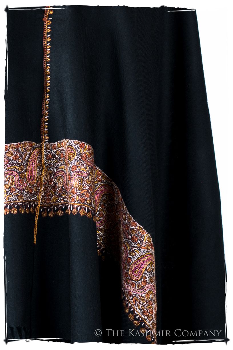 Chanellé Aveliné de'Laine Sozni Frontières Orient Shawl