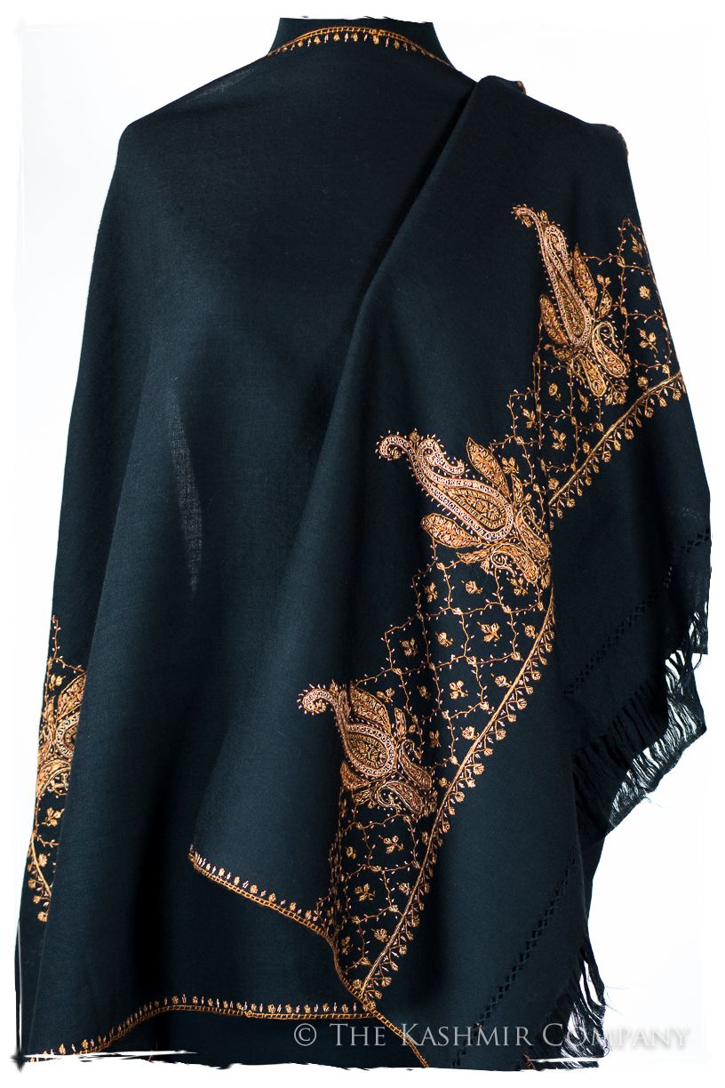 Capuciné Basilié de'Laine Sozni Frontières Orient Shawl