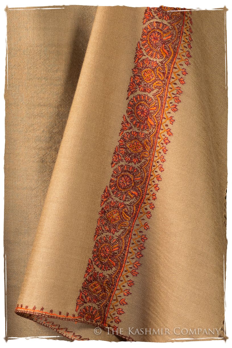 Chanellé Annetté de'Laine Sozni Frontières Orient Shawl