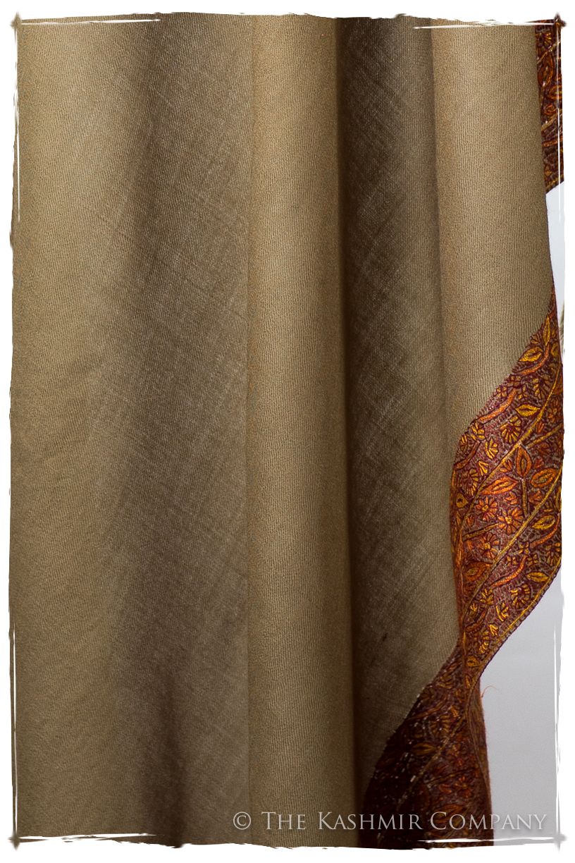 Chanellé Auroré de'Laine Sozni Frontières Orient Shawl