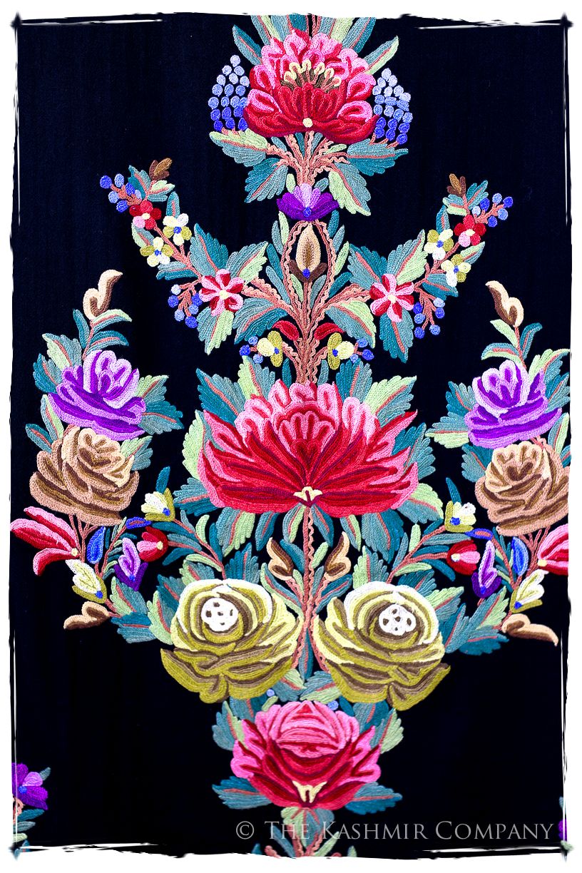Roses de Madrid Antiquaires Shawl