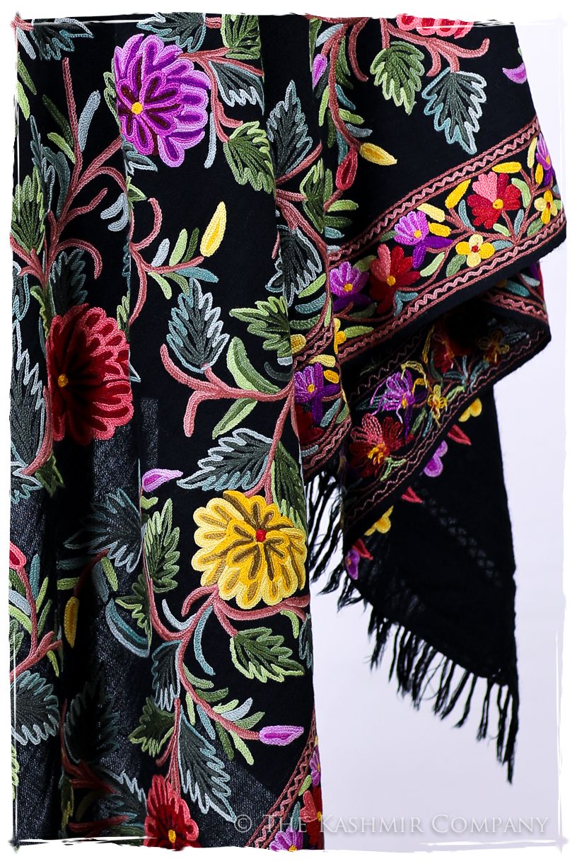 Jardin de Shasta Antiquaires Shawl